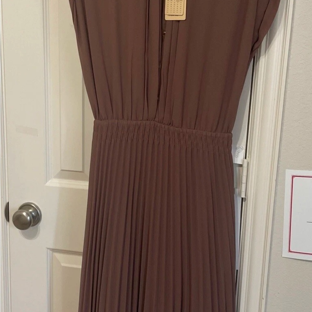 Elegant Brown Pleated Dress